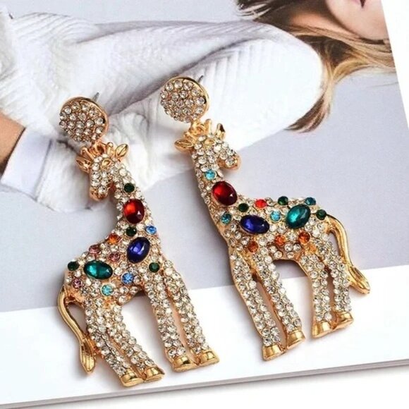 Zara Exquisite Giraffe Design Earrings 🔥😍 - Picture 2 of 5